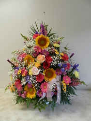 Bright Trad.Funeral Arrangement from Beck's Flower Shop & Gardens, in Jackson, Michigan