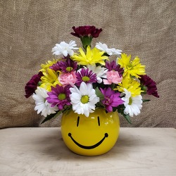 SMILE ARRANGEMENT from Beck's Flower Shop & Gardens, in Jackson, Michigan